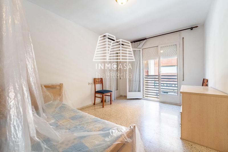 Foto 23f1731a-8d3b-44d5-94b3-aa6ba39cb251. Pis amb piscina a Ponent Reus