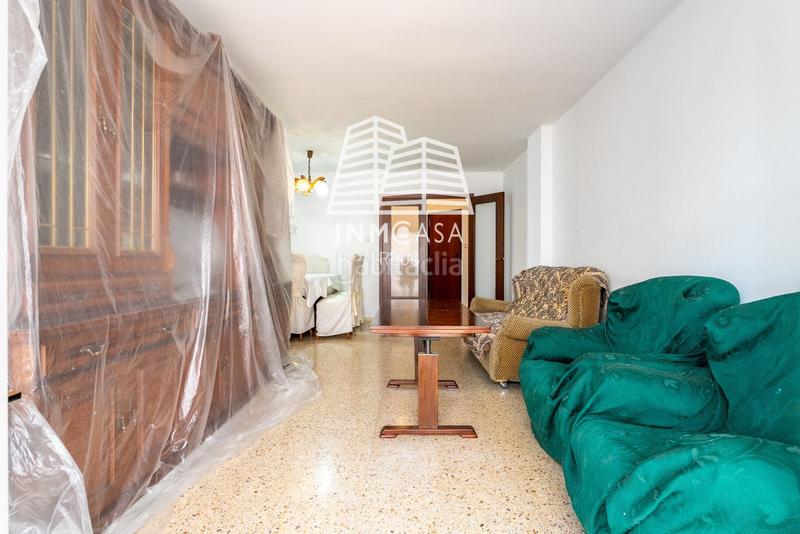 Foto 9cd666b0-8d6b-4576-b72b-5a97d3751585. Pis amb piscina a Ponent Reus