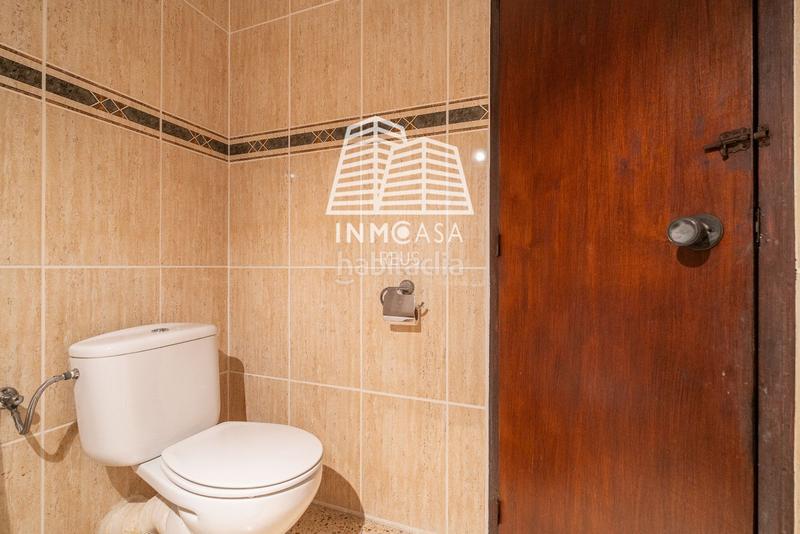 Foto a3e67696-c2b4-40d1-bcba-02ed799d98f8. Pis amb piscina a Ponent Reus