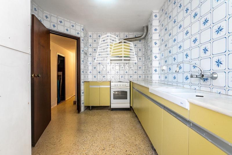 Foto e4778a95-0f1c-428e-9aab-5a5cc9ac748a. Pis amb piscina a Ponent Reus