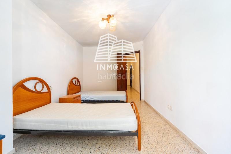 Foto ea8be7f7-99d5-4a69-8e81-540f5805b2e7. Pis amb piscina a Ponent Reus