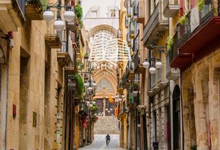 Edifici  Distrito part alta. Distrito part alta