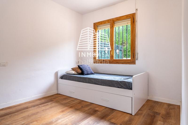 Foto 61cdee89-2aa2-45aa-8416-3725bcfe5248. Casa adosada chalet en casalot en Centre Miami Platja