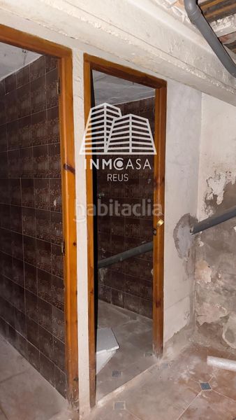 Foto ed6534b4-f16d-43b0-9289-8876b76d2dff. Aparcament cotxe a Centre Reus