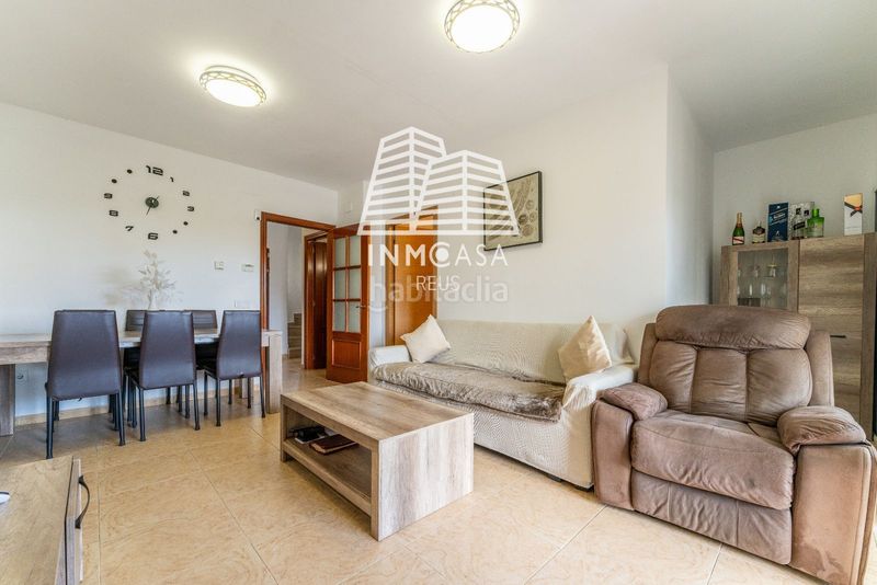 Foto 4b9cbbbc-bc28-4dab-91ea-8ad2e11ad611. Casa adossada amb piscina a Centre Miami Platja