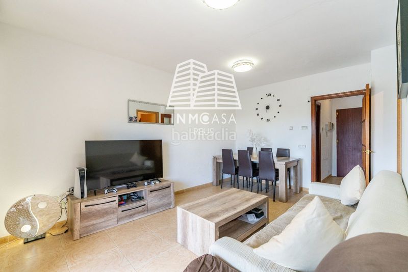 Foto f5f80a21-29d6-4567-9ff5-0ddd8e44f0b2. Casa adossada amb piscina a Centre Miami Platja