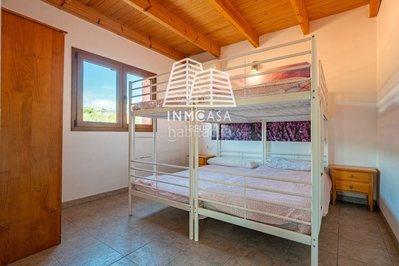 Foto 4c2c0a3c-e548-4dcb-8372-153a0410cc58. Casa amb aparcament piscina a Riudecanyes