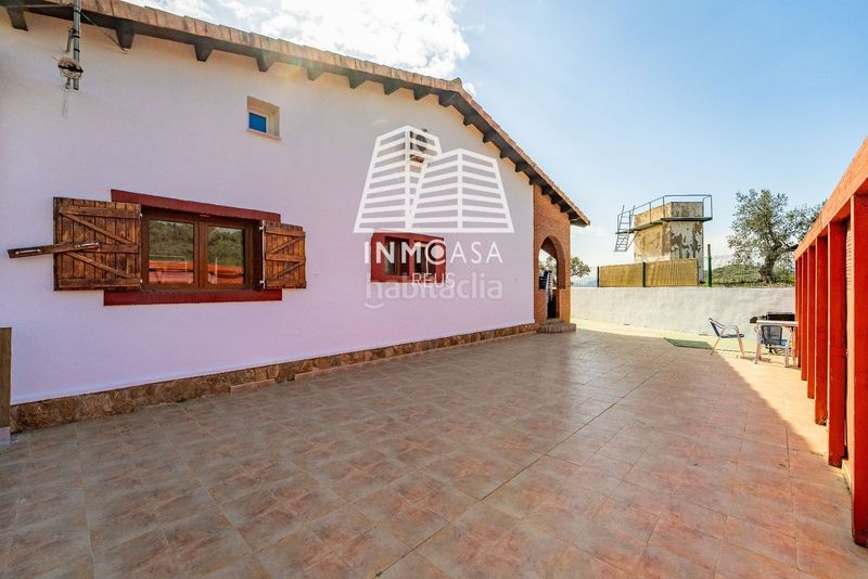 Foto 63b636ac-8456-456f-931d-01679b5475fc. Casa amb aparcament piscina a Riudecanyes