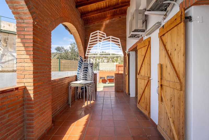 Foto e1f74de9-fb43-4104-aea3-2e752827a5ee. Casa amb aparcament piscina a Riudecanyes