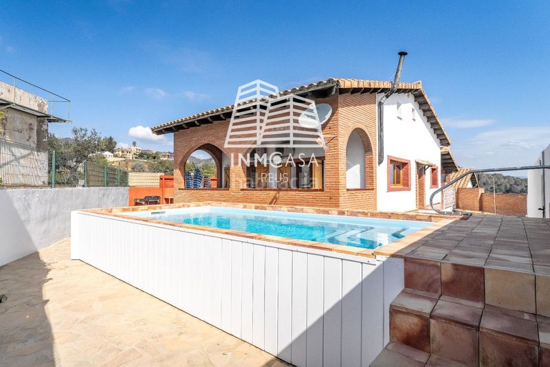 Foto eff88bbb-4f31-44ae-b2a3-8cacc6ff2bf3. Casa amb aparcament piscina a Riudecanyes