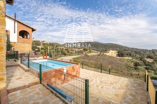 Casa  Montclar de. Casa riudecanyes 2