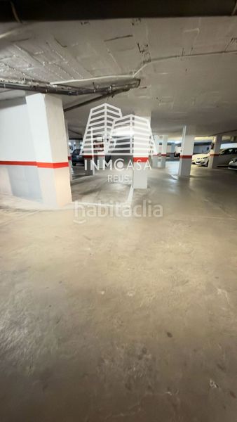 Foto bc9764ce-6402-4f6a-ac37-c11df954962f. Aparcament cotxe a Ponent Reus
