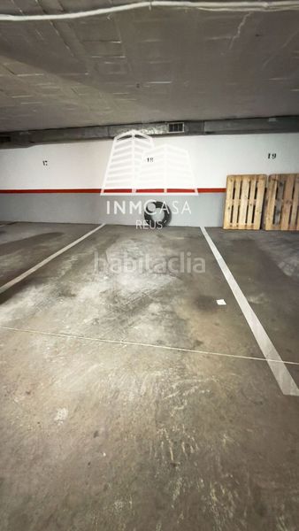 Foto d6ca94b6-3154-4b27-922b-dcbdf606672f. Aparcament cotxe a Ponent Reus