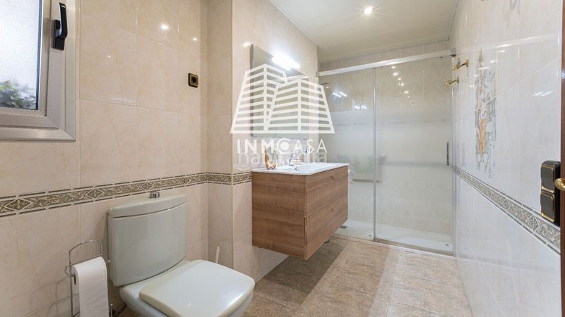 Foto 8415e6fe-e9f3-4d70-9cd9-2968959d8355. Pis amb aparcament a Ponent Reus