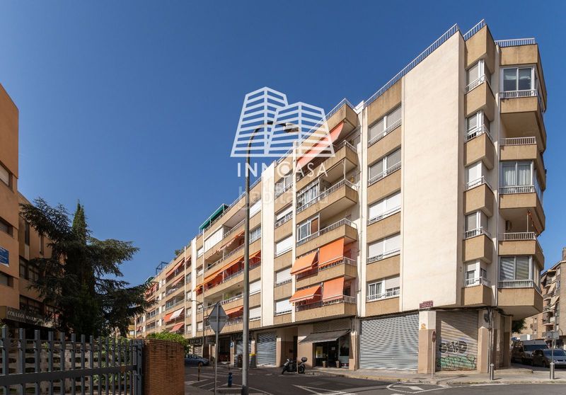 Foto f498503b-451a-479e-9728-10574bab1449. Pis amb aparcament a Ponent Reus