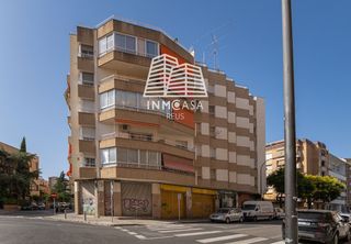 Pis  Sor lluisa estivill. En reus