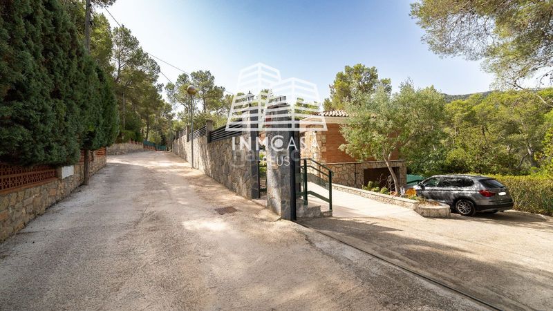 Foto 26b81e85-a3b5-4497-b1be-1e2dd10bddfe. Xalet amb aparcament a Pratdip