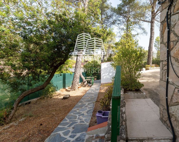 Foto dce30135-b314-483e-a997-381bad44feba. Xalet amb aparcament a Pratdip