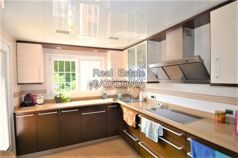 Foto 263a55eb-4732-4a81-902a-5e58de1e20f4. Chalet mit heizung parking pool in Santa Cristina-Sant Francesc Blanes