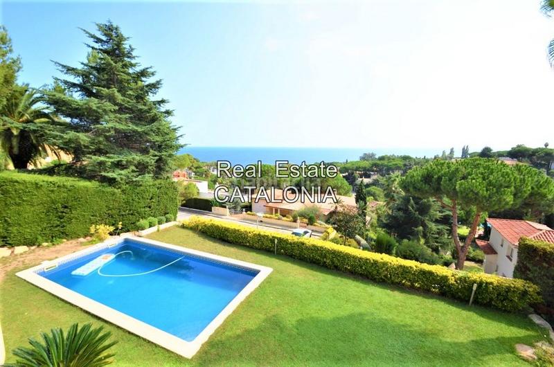 Foto 32c67983-76f1-4153-a710-255331d0915d. Chalet con riscaldamento parcheggio piscina in Santa Cristina-Sant Francesc Blanes