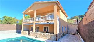 Xalet a Lloret Blau - La Creu de Lloret. Casa soleada con piscina cerca de la playa de lloret de mar