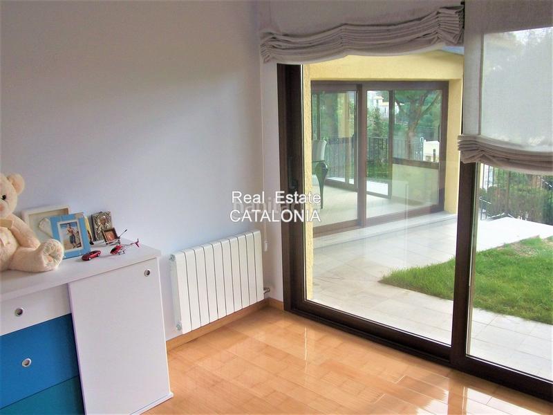 Foto cb24c01d-03a3-4173-a23d-e59c7eb333b9. Chalet avec chauffage parking piscine dans Montgoda Lloret de Mar