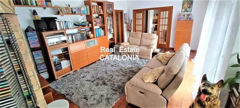 Foto 371eaeb7-ae95-460a-a98e-9ff5bedbae79. Chalet fantástica casa con piscina y vistas al mar en Lloret de Mar