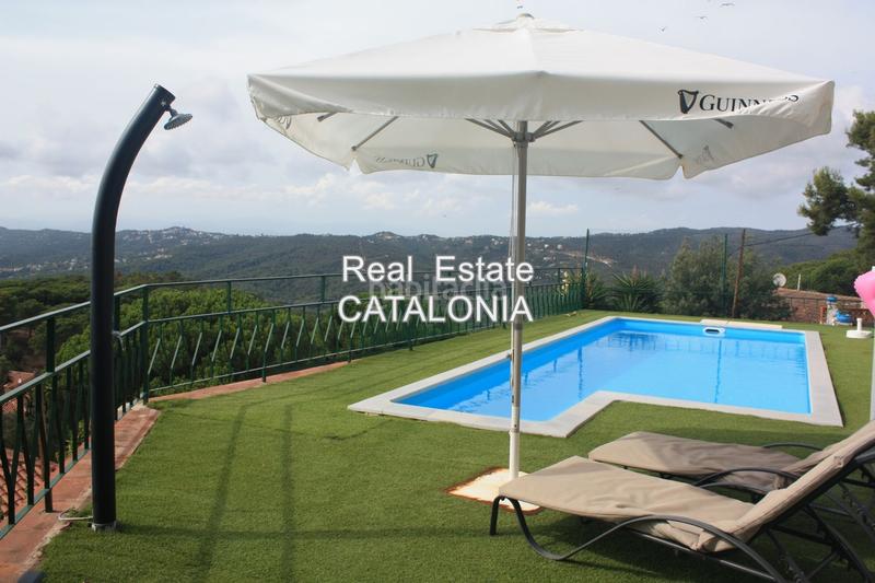 Foto 7914eb52-4a51-4ae3-a92b-34411fa85a9e. Chalet fantástica casa con piscina y vistas al mar en Lloret de Mar