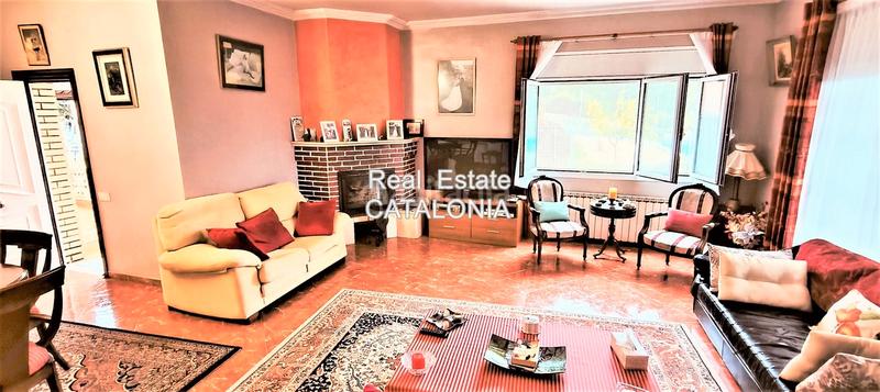 Foto fec6a9bc-b87a-47a2-b5eb-b86beff908b3. Chalet mit kamin heizung parking pool in Lloret Residencial - Montlloret Lloret de Mar