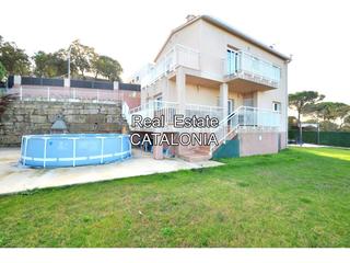 Xalet a Lloret Residencial - Montlloret. Casa soleada cerca de la playa de lloret de mar