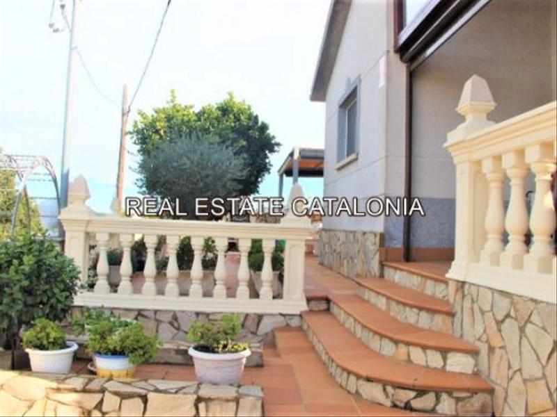 Foto 23137d28-bff3-4948-aca7-94c0305e3e32. Chalet with heating parking in Lloret Blau - La Creu de Lloret Lloret de Mar