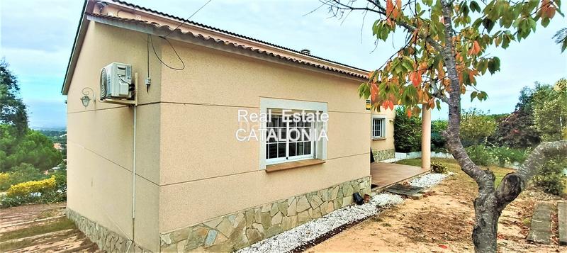 Foto 76edd49f-238f-445a-87f9-a90af96fe02b. Xalet amb xemeneia calefacció aparcament piscina a Lloret de Mar