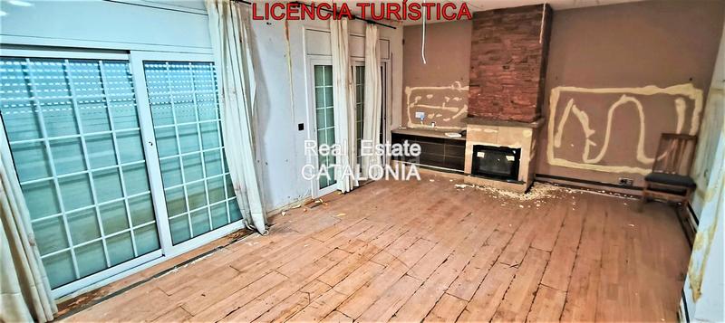 Foto 0c961d27-6164-4fdf-b4b9-d7e9f18aa0b2. Xalet amb xemeneia calefacció aparcament piscina a Lloret de Mar