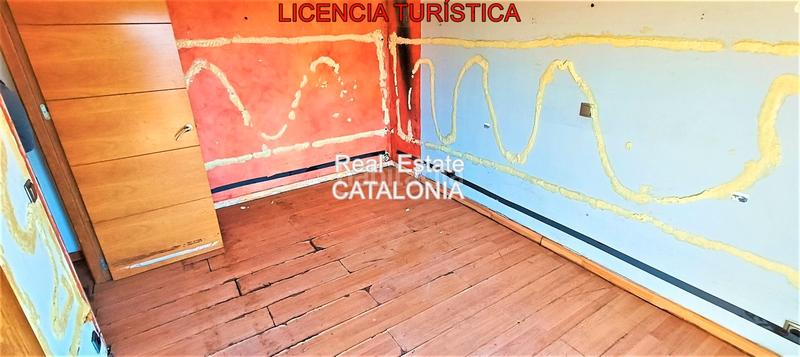 Foto 169211d1-d856-49ca-a07f-f7586c3d7838. Xalet amb xemeneia calefacció aparcament piscina a Lloret de Mar
