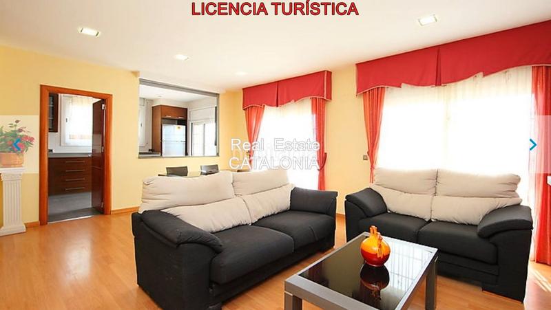 Foto c497419d-b45c-4bcf-aec5-dd7e61084717. Xalet amb xemeneia calefacció aparcament piscina a Lloret de Mar