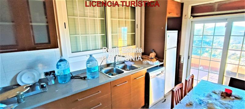 Foto e6fe0d57-c8e6-4097-822a-635e310f8309. Xalet amb xemeneia calefacció aparcament piscina a Lloret de Mar