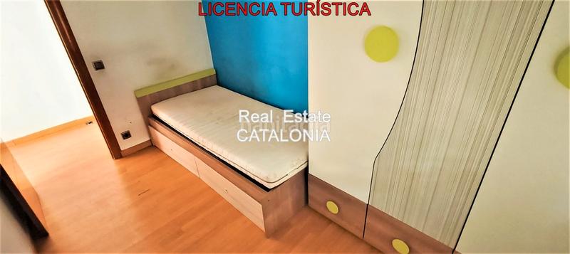 Foto fe6ed3b7-506d-4487-9d33-c33357fc2930. Xalet amb xemeneia calefacció aparcament piscina a Lloret de Mar