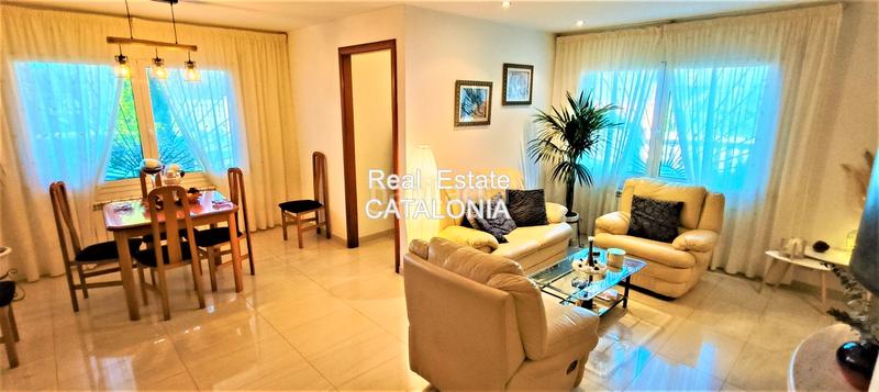 Foto 0c77b11b-373b-4dae-9abf-f49bbaf37530. Chalet with fireplace heating parking pool in Lloret Blau - La Creu de Lloret Lloret de Mar