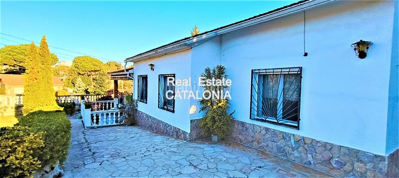 Foto 0e63a186-dbf4-4e8d-b4a0-37a849c08a00. Chalet with fireplace heating parking pool in Lloret Blau - La Creu de Lloret Lloret de Mar