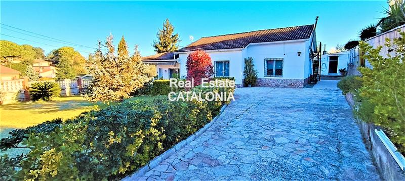 Foto 17f03076-3930-4637-867f-19cd115246db. Chalet with fireplace heating parking pool in Lloret Blau - La Creu de Lloret Lloret de Mar