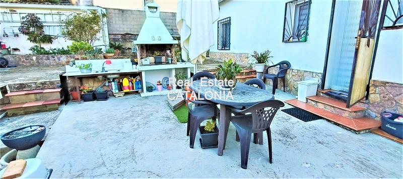 Foto 5c386bdf-343a-43fe-a836-7c143fabc1cb. Chalet with fireplace heating parking pool in Lloret Blau - La Creu de Lloret Lloret de Mar