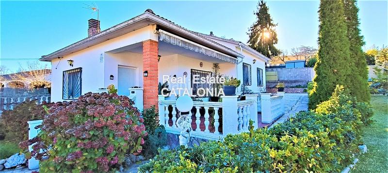 Foto 776c1b50-bbfb-48aa-a32a-da9585d82990. Chalet with fireplace heating parking pool in Lloret Blau - La Creu de Lloret Lloret de Mar