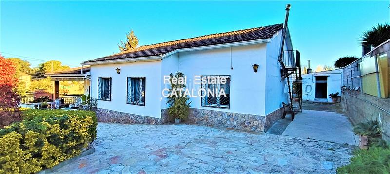 Foto 8e502123-8c0e-4edf-8532-fc7bd7159161. Chalet with fireplace heating parking pool in Lloret Blau - La Creu de Lloret Lloret de Mar