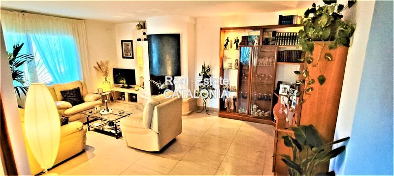 Foto aaecd1f5-fbd4-4064-89ec-2e5e6d28cd4a. Chalet with fireplace heating parking pool in Lloret Blau - La Creu de Lloret Lloret de Mar