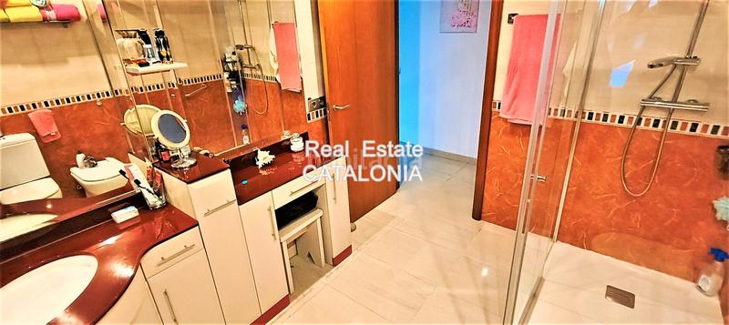 Foto cb34d30e-e909-445b-a235-add6a86fb052. Chalet with fireplace heating parking pool in Lloret Blau - La Creu de Lloret Lloret de Mar