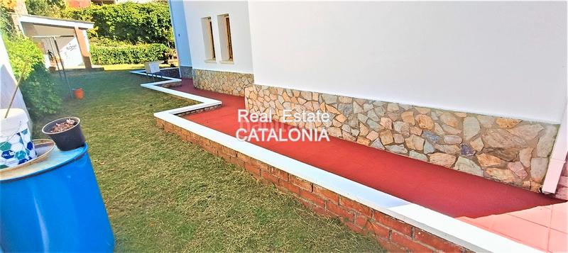 Foto 04c48d91-d8cc-4feb-af7d-83f05a03c0d2. Xalet amb xemeneia calefacció aparcament a Lloret Residencial - Montlloret Lloret de Mar