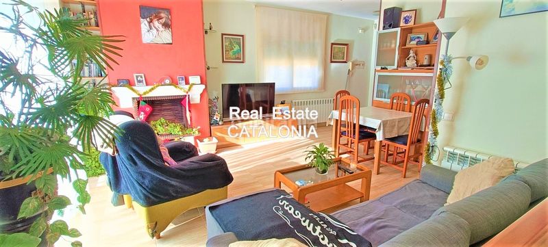 Foto 314d0ea9-185b-4f91-94c4-027fa68c7fb6. Xalet amb xemeneia calefacció aparcament a Lloret Residencial - Montlloret Lloret de Mar