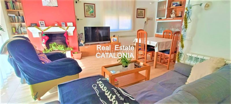 Foto af343eb0-dbd8-4acc-b022-1f6e5e17bee4. Xalet amb xemeneia calefacció aparcament a Lloret Residencial - Montlloret Lloret de Mar