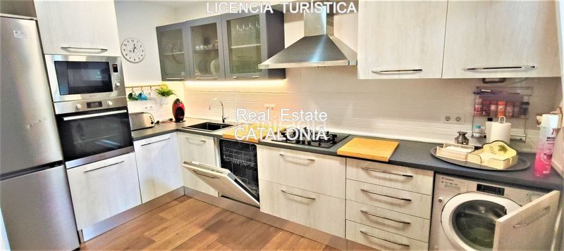 Foto 1c8f12a0-12b6-45ab-a376-763961f06e27. Xalet amb xemeneia calefacció aparcament piscina a Lloret de Mar