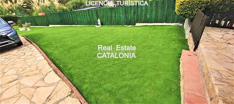 Foto 671be20e-5599-44be-beee-398ec020e683. Xalet amb xemeneia calefacció aparcament piscina a Lloret de Mar